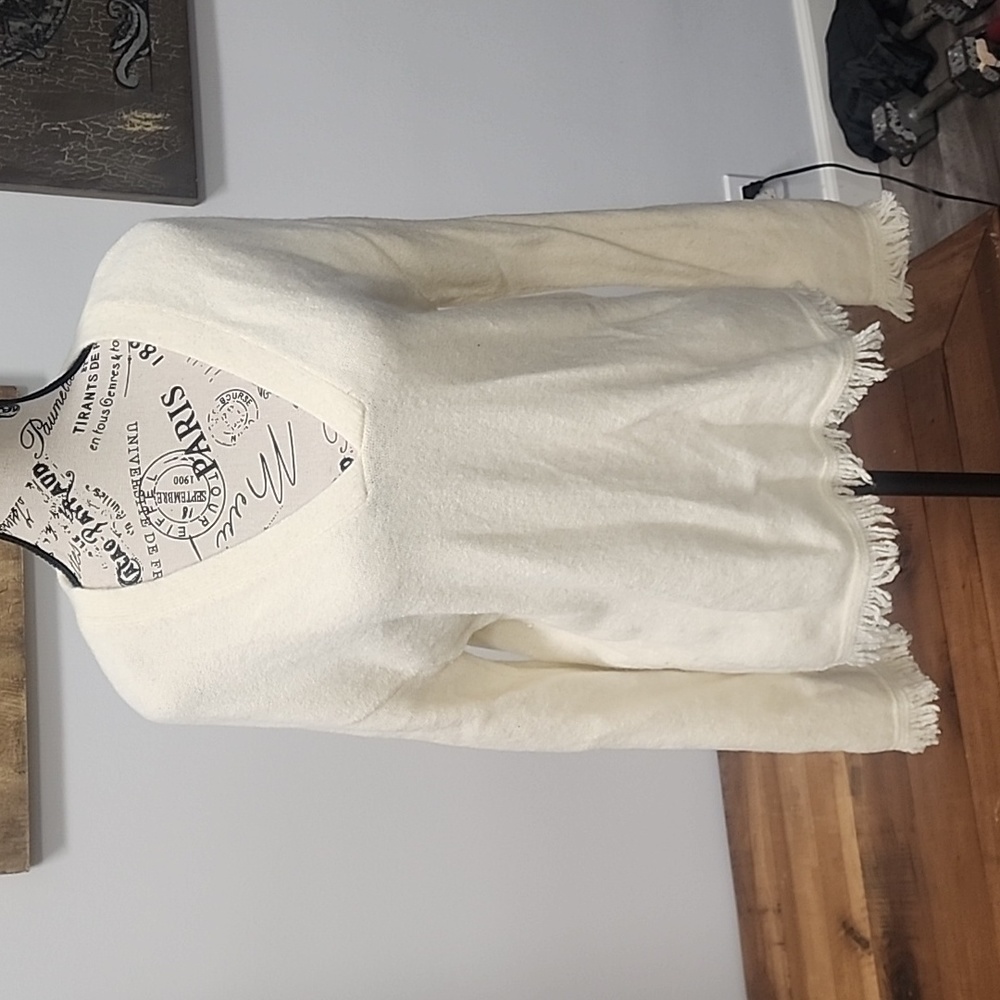 🔆Anthropologie Fringe Sweater🔆
